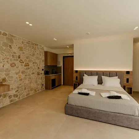 Aetheria South Hotel