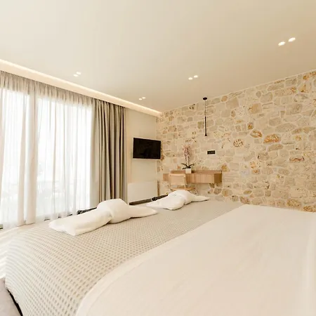 Hotel Aetheria South *
