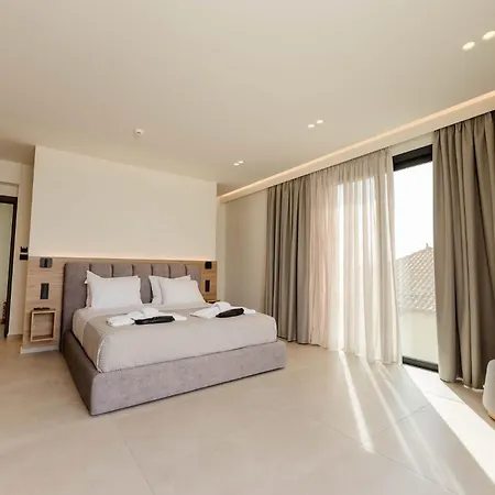 Aetheria South Hotel